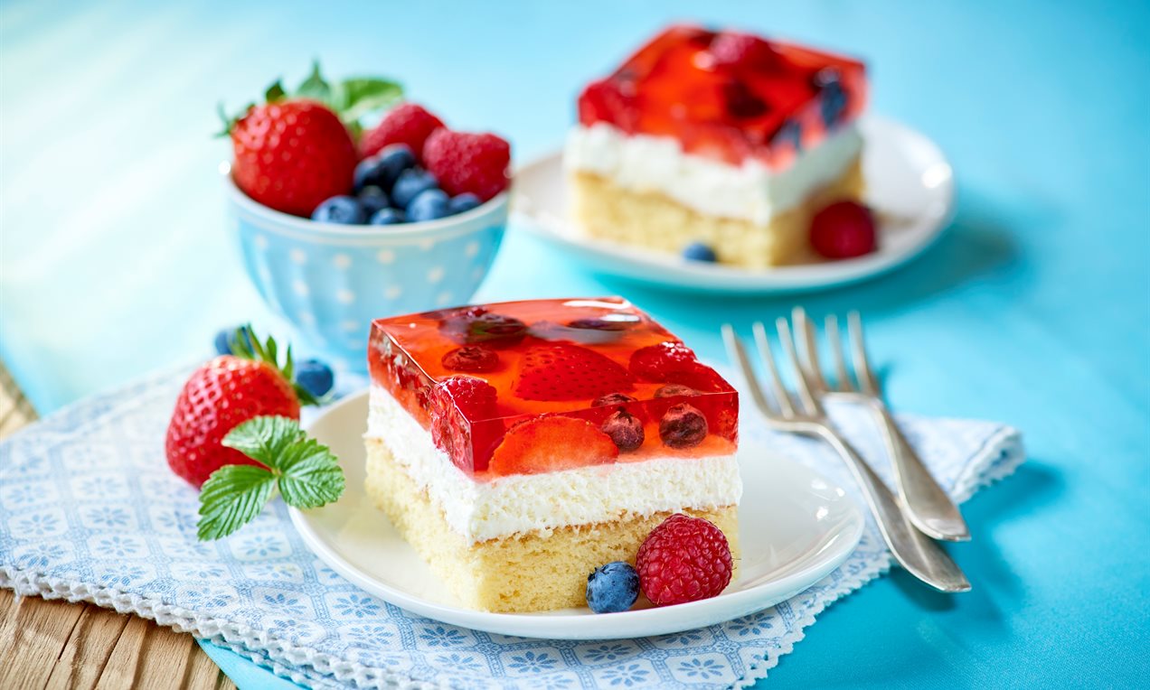 Bezglutenowy biszkopt z kremem mascarpone Przepis | Dr. Oetker